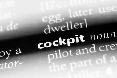 bir sözlüğü'ndeki kokpit sözcüğü. Kokpit kavramı