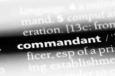 Komutan Word'de bir sözlük. Komutan kavramı