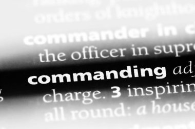 bir sözlüğü'ndeki sözcüğü komuta. komut verme kavramı