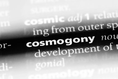 bir sözlüğü'ndeki evrendoğum sözcüğü. evrendoğum kavramı