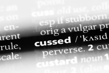 lanetli kelime sözlüğe. lanetli kavramı