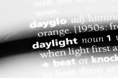 gün ışığından yararlanma Word'de bir sözlük. gün ışığından yararlanma kavramı