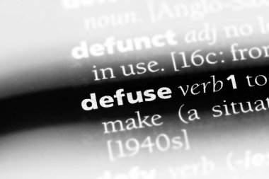 bir sözlüğü'ndeki sözcüğü etkisiz hale getir. kavram etkisiz hale getir