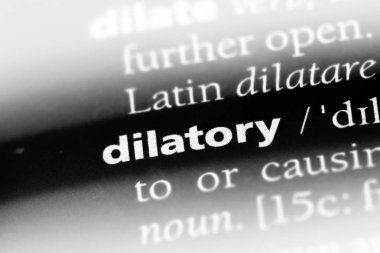 bir sözlüğü'ndeki akıl sözcüğü. akıl kavramı