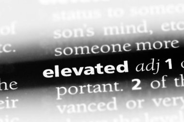 bir sözlüğü'ndeki yükseltilmiş sözcüğü. yükseltilmiş kavramı