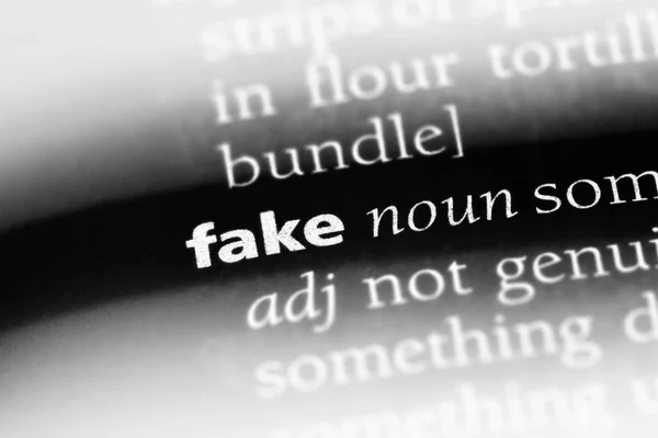Fake Wort Einem Wörterbuch Fake Konzept — Stockfoto