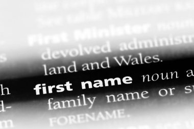 bir sözlüğü'ndeki ad sözcüğü. ilk isim kavram