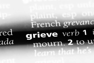 bir sözlüğü'ndeki sözcüğü yas. kavram yas