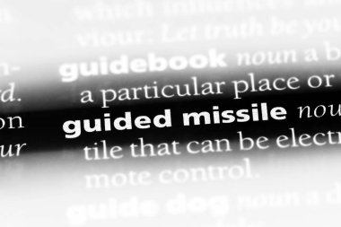 güdümlü füze Word'de bir sözlük. güdümlü füze kavramı