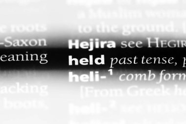 düzenlenen tek kelimeyle bir sözlük. düzenlenen kavramı.