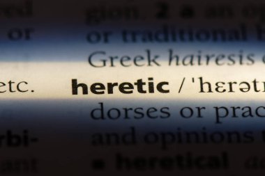 bir sözlüğü'ndeki kafir sözcüğü. kafir kavramı.