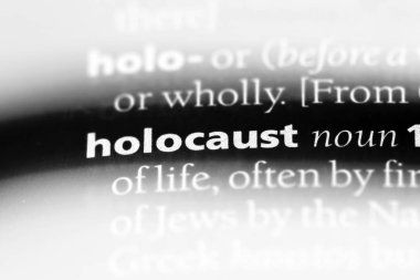 bir sözlüğü'ndeki soykırım sözcüğü. Holokost kavramı.