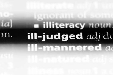 kötü sözcük sözlüğe değerlendirilecektir. kötü karar kavramı.