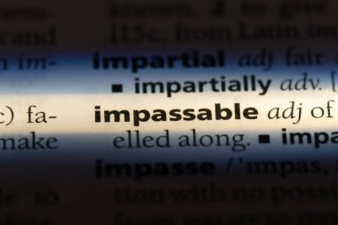 bir sözlüğü'ndeki geçilmez sözcüğü. geçilmez kavramı.