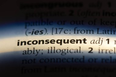 Sözlükte önemsiz bir kelime. Önemsiz bir kavram.