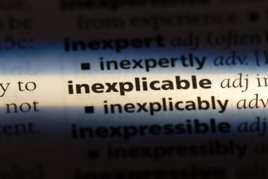 bir sözlüğü'ndeki açıklanamaz sözcüğü. açıklanamaz kavramı.