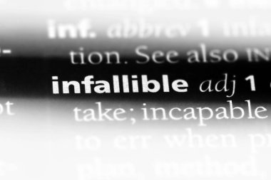 yanılmaz word Sözlük içinde. şaşmaz kavramı.