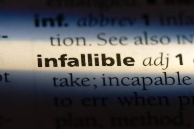 yanılmaz word Sözlük içinde. şaşmaz kavramı.