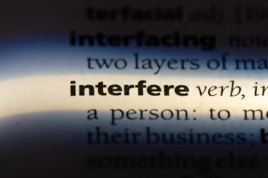 bir sözlüğü'ndeki sözcüğü müdahale. kavram müdahale.