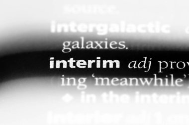 bir sözlüğü'ndeki geçici sözcüğü. geçici kavramı.