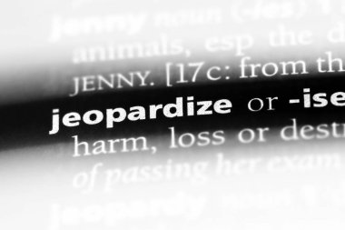 bir sözlüğü'ndeki sözcüğü tehlikeye. kavram tehlikeye.