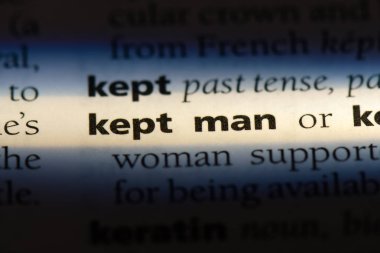 bir sözlükte adam sözünü tuttu. adam kavramı devam etti.