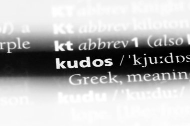 Kudos Word'de bir sözlük. şeref kavramı.