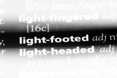 ışık ayaklı tek kelimeyle bir sözlük. ışık ayaklı kavramı.