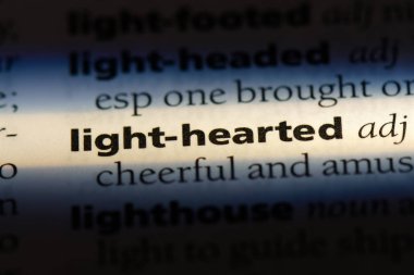 bir sözlüğü'ndeki ışık yürekli sözcüğü. ışık yürekli kavramı.