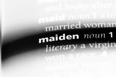 bir sözlüğü'ndeki ilk sözcüğü. kızlık kavramı.