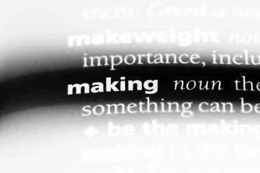 sözcük sözlükte yapma. kavram yapma.