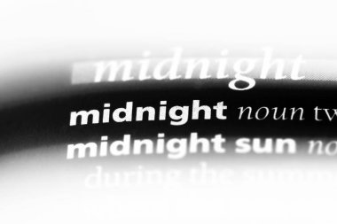 gece yarısı Word'de bir sözlük. gece yarısı kavramı.