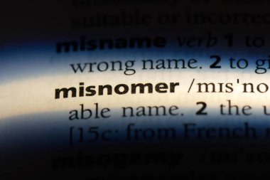 yanlış isim Word'de bir sözlük. yanlış isim kavramı.