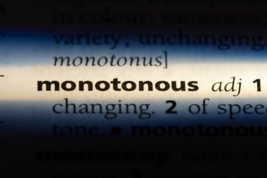 bir sözlüğü'ndeki monoton sözcüğü. monoton kavramı.