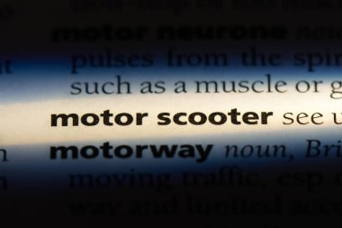 motorlu scooter Word'de bir sözlük. motorlu scooter kavramı.