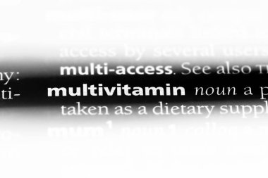 multivitamin tek kelimeyle bir sözlük. multivitamin kavramı.