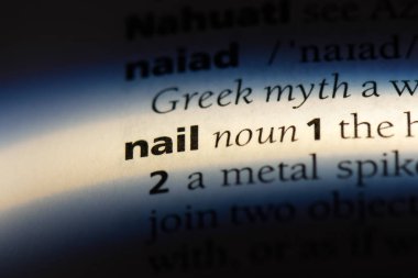 bir sözlüğü'ndeki sözcüğü tırnak. çivi kavramı.