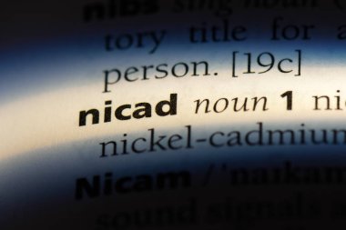 bir sözlüğü'ndeki NiCad sözcüğü. NiCad kavramı.