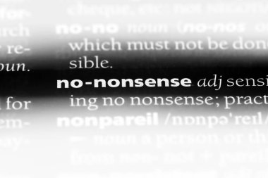 Sözlükteki saçma haber yok. Hayır saçma kavramı.