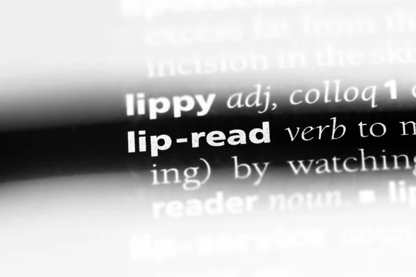 辞書で単語を読みます リップのコンセプトを読む — ストック写真