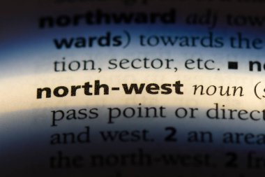 bir sözlüğü'ndeki Kuzey Batı sözcüğü. Kuzey Batı kavramı.