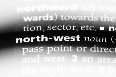 bir sözlüğü'ndeki Kuzey Batı sözcüğü. Kuzey Batı kavramı.