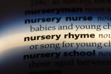 çocuk şiiri Word'de bir sözlük. çocuk şiiri kavramı.