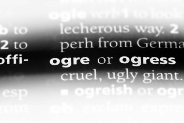 bir sözlüğü'ndeki dev sözcüğü. Ogre kavramı.