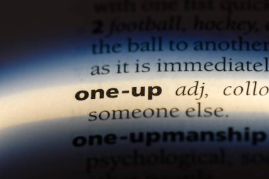 bir sözcüğü sözlüğe. bir kavramı.