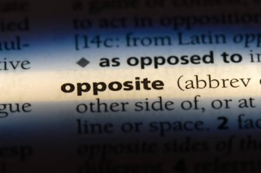 bir sözlüğü'ndeki sözcüğü karşısında. kavramı karşısında.