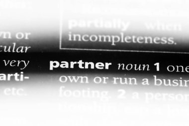 bir sözlüğü'ndeki ortak sözcüğü. ortak kavram.