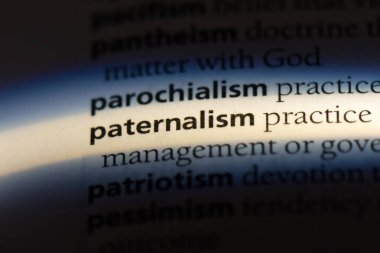 bir sözlüğü'ndeki paternalist sözcüğü. paternalist kavramı.