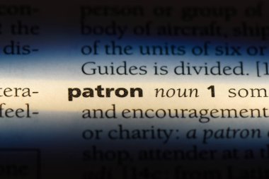 bir sözlüğü'ndeki patron sözcüğü. Patron kavramı.