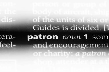 bir sözlüğü'ndeki patron sözcüğü. Patron kavramı.